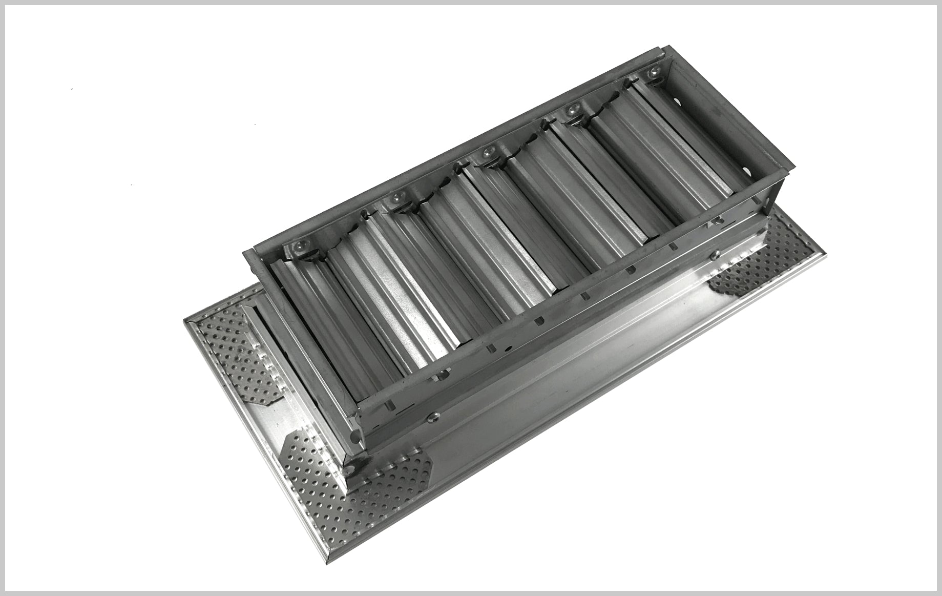 Opposable Blade Damper closed by kul grilles